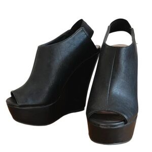 Madden Girl Black Peep-Toe Wedges (size 6) NWT